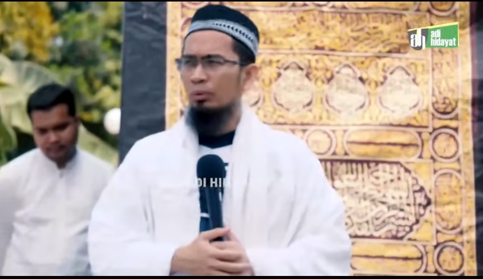 Manasik Umrah bersama Ustadz Adi Hidayat