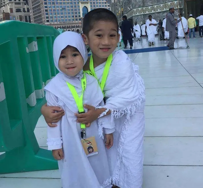 Umrah bersama anak dan keluarga